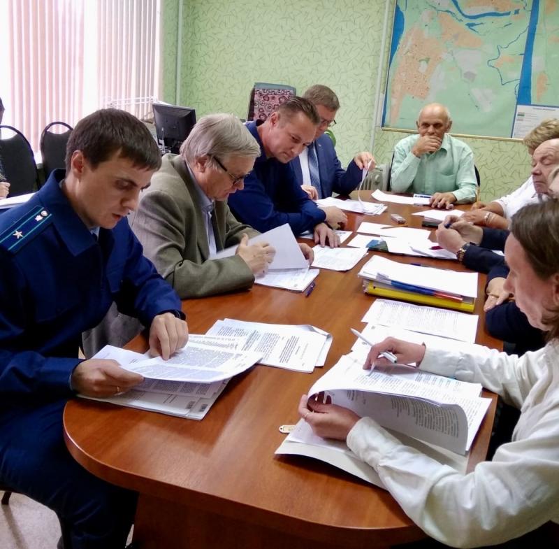 Какие расходы депутатов могут быть компенсированы?За ответом решили обратиться в областное Собрание