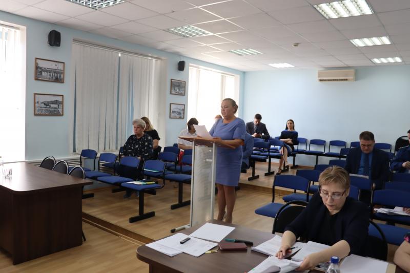 Состоялись три депутатских сессии