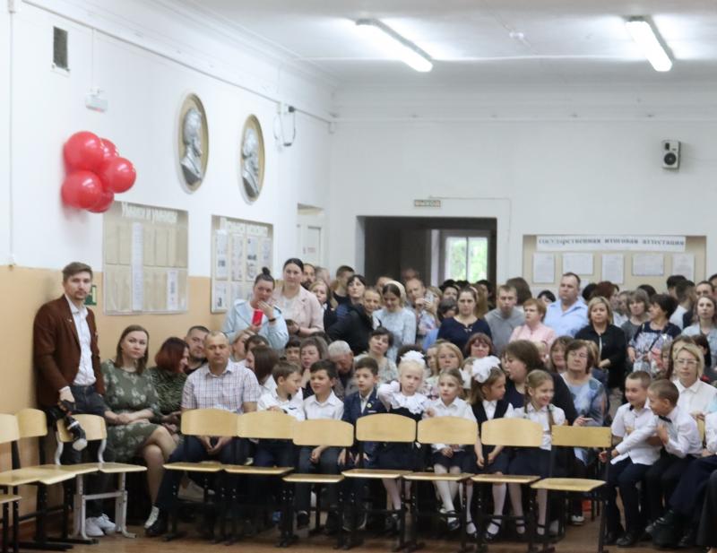 В Котласе звенят "Последние звонки-2023"!