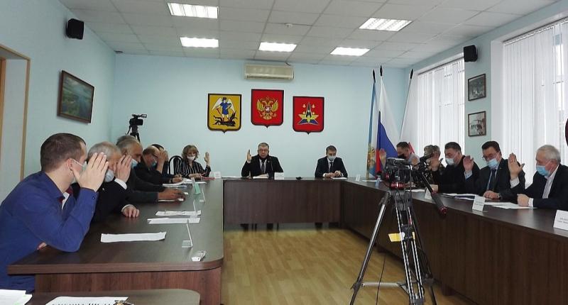 Представительный корпус Котласа принял два обращения на областной уровень