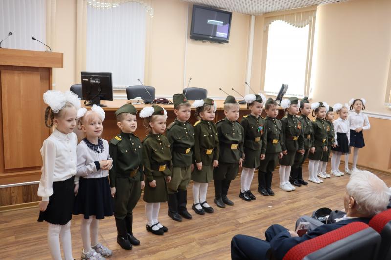 Они не по-детски рано испытали все тяготы войны и лютый голод…