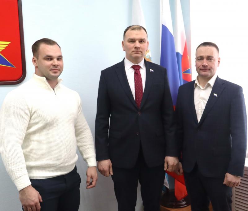 Появилась новая депутатская группа "Родной город"!